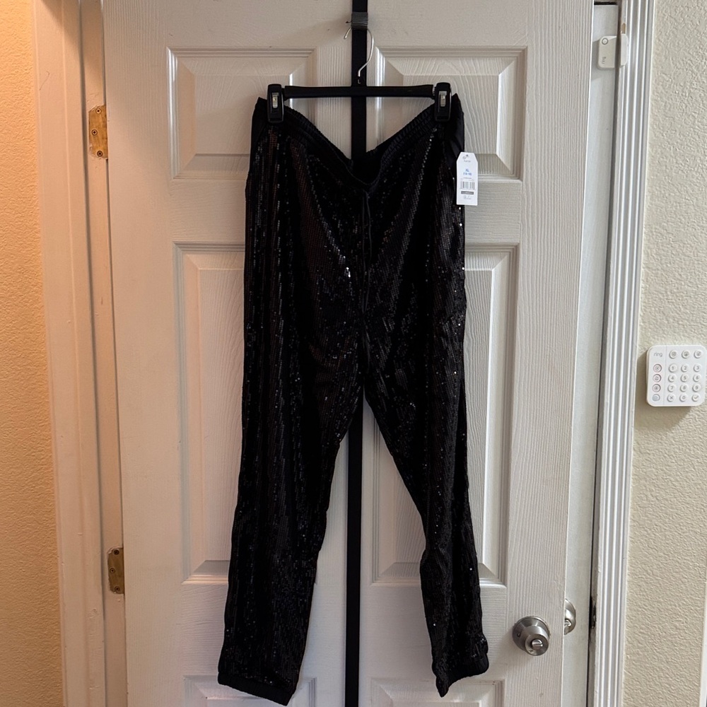 Time and Tru, XL (16-18) Black pull on Sequin Pants